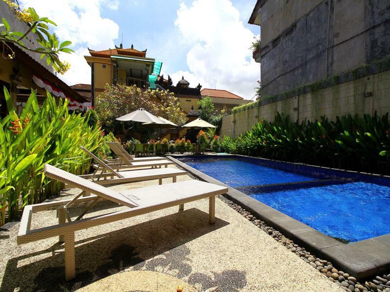 Dua Dara Inn Kuta Легіан Екстер'єр фото